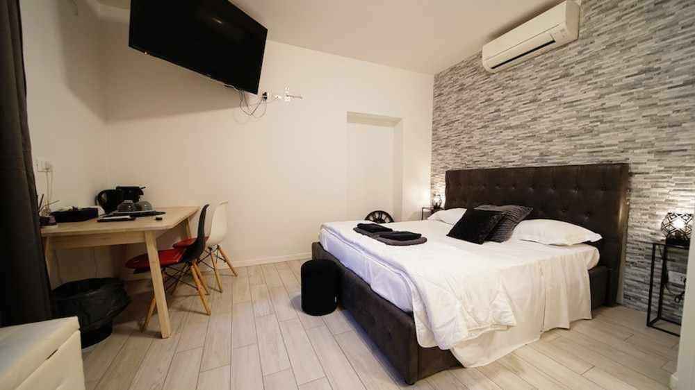 Langolo Di Laura Borgo Roma Destiny Home 3 Verona Habitación foto