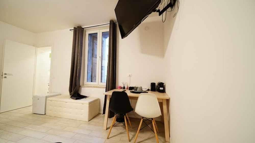 Langolo Di Laura Borgo Roma Destiny Home 3 Verona Habitación foto