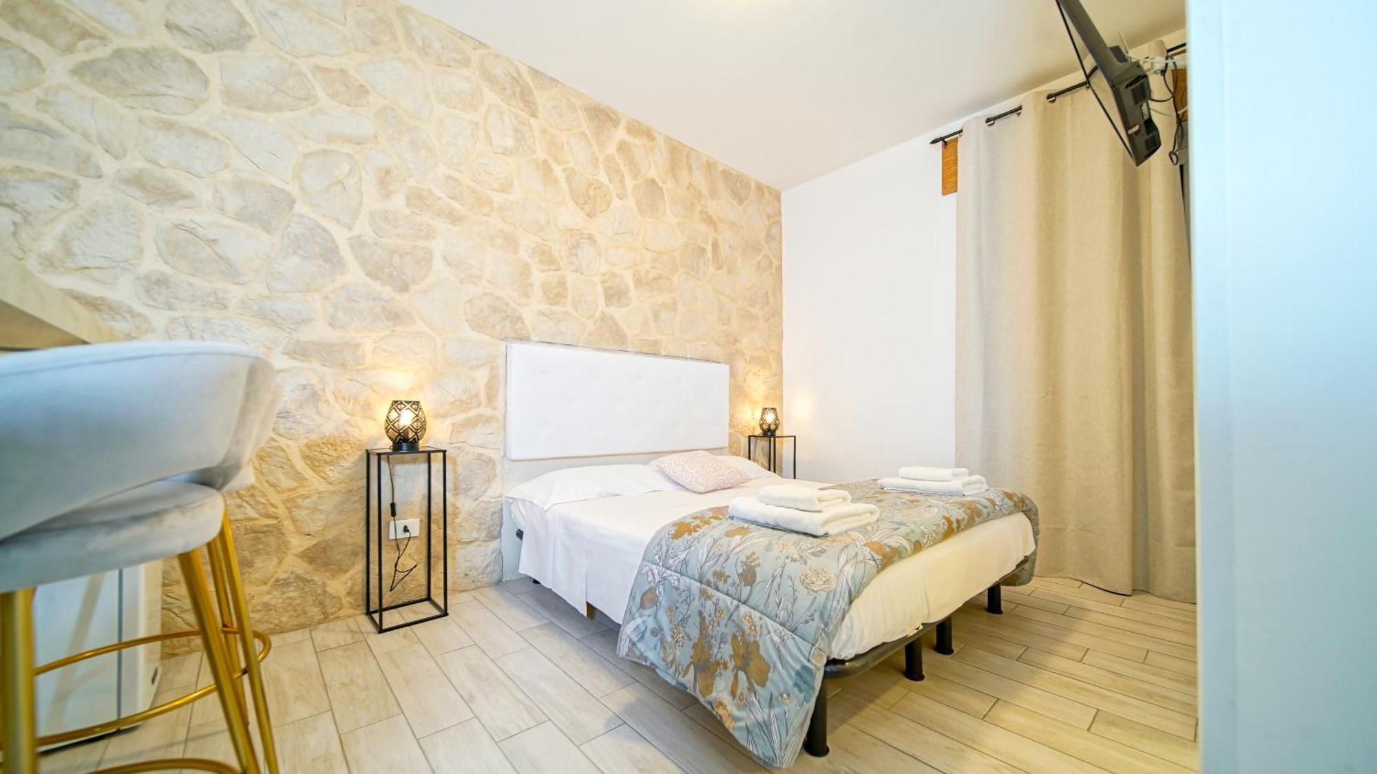 Langolo Di Laura Borgo Roma Destiny Home 3 Verona Exterior foto
